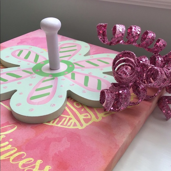 💕Pink Polka Dot Daisy Wood Wall Peg Hook - Picture 2 of 6